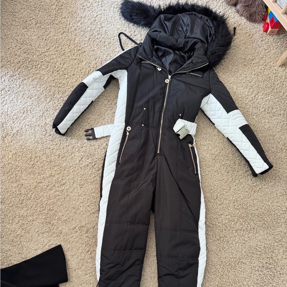 Black and White Hooded Snowsuit size S